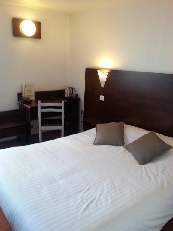 Brit Hotel Des Provinces - Orleans Sud Olivet  Room photo